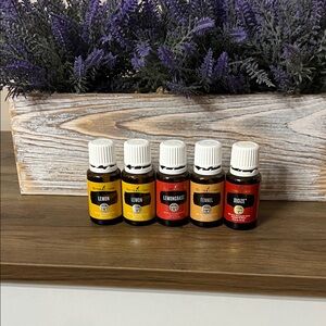 OPENED 5 Essential Oils with 2 Lemon, Lemongrass, Fennel, and Digize